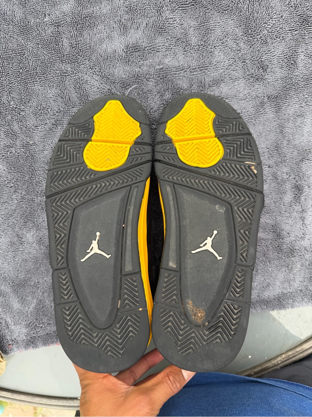 Size 6.5Y Air Jordan 4 Retro Thunder Black/Yellow - Picture 6 of 14